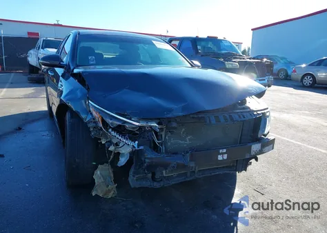 2016 Kia Optima Lx z USA, uszkodzony, nr VIN KNAGT4L30G5077092